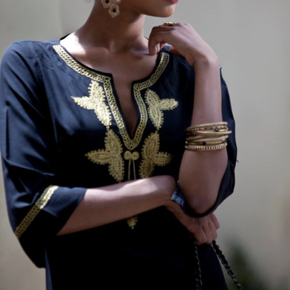 Anabella Woman: Boho Short Black and Gold Caftan, Black Moroccan Caftan
